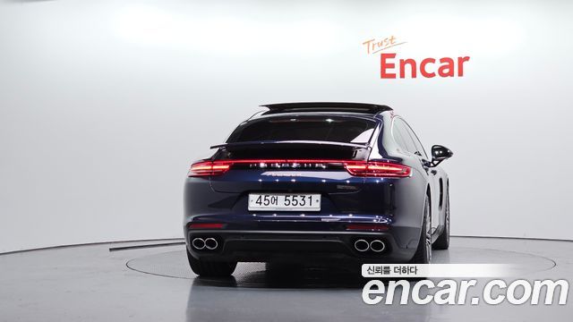 Porsche Panamera 3.0 AWD - фото 2