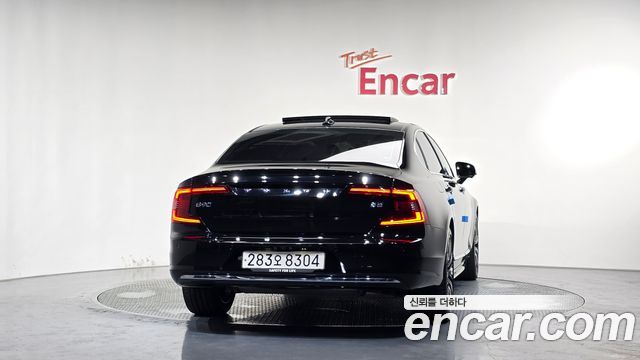 Volvo S90 B5 Ultimate Bright - фото 3