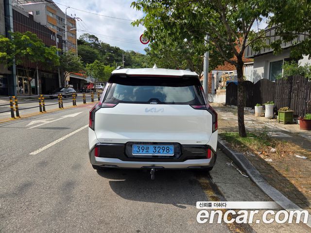 Kia EV9 Long Range 4WD GT Line - фото 3