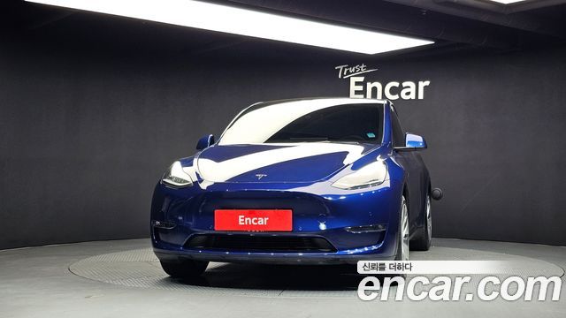 Tesla Model Y Long Range AWD - фото 2