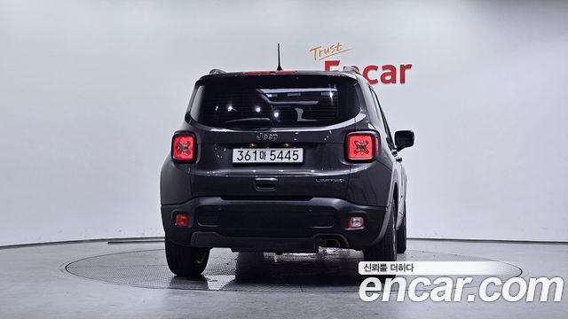 Jeep Renegade 2.4 Limited - фото 3