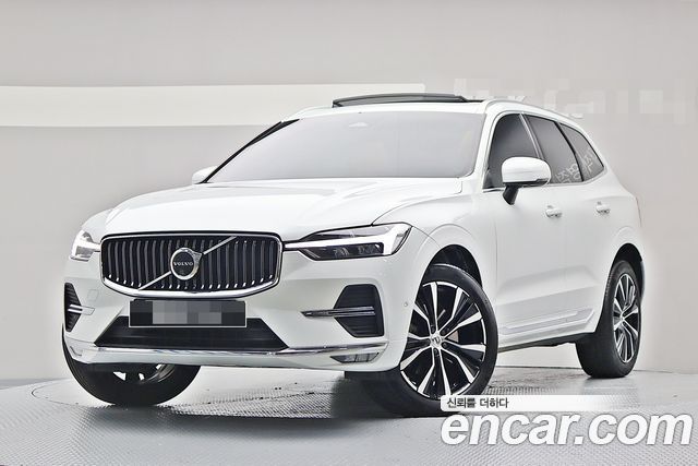 Volvo XC60 2-го поколения B6 Ultra Bright - фото 0