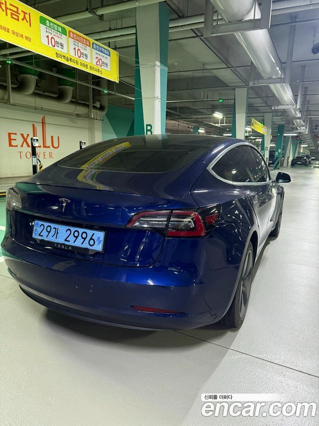 Tesla Model 3 Standard Range Plue RWD - фото 3