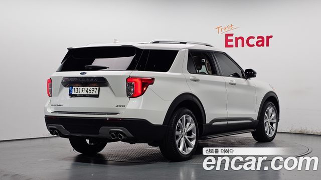 Ford Explorer 6-го поколения 3.0 Platinum 4WD - фото 1