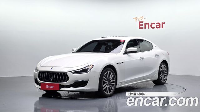 Maserati Ghibli 3.0 GranLusso 3rd - фото 0
