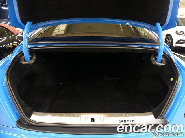 Rolls-Royce Wraith 6.6 Black Badge - фото 3