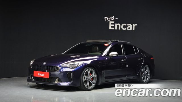 Kia Stinger 2.0 Turbo AWD Platinum - фото 0