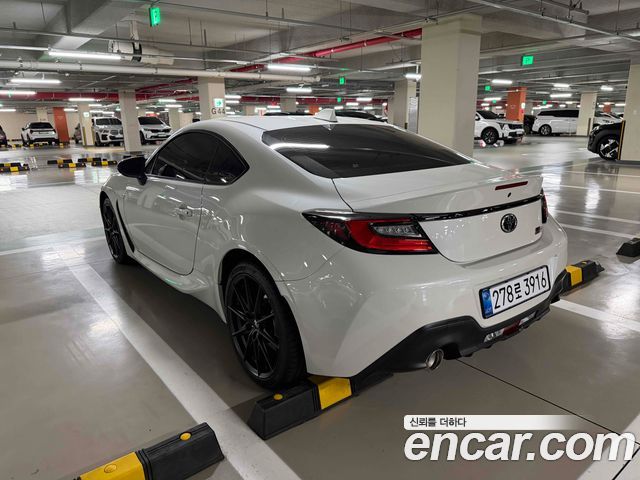 Toyota 86 GR86 2.4 Premium - фото 2