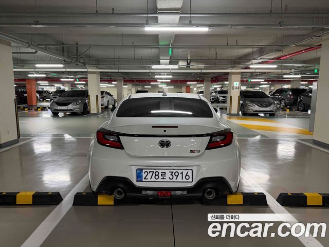 Toyota 86 GR86 2.4 Premium - фото 3