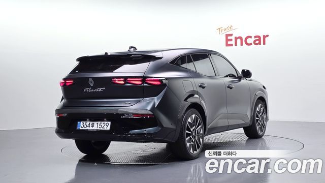 Renault Samsung Filante 1.5 E-Tech Iconic 2WD - фото 0