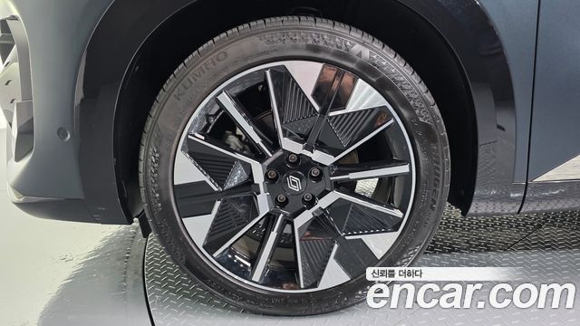Renault Samsung Filante 1.5 E-Tech Iconic 2WD - фото 3