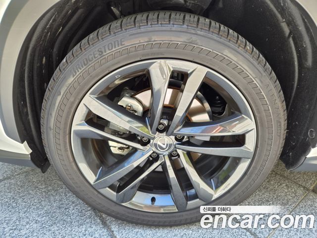 Lexus NX 350h 2-го поколения Premium - фото 4