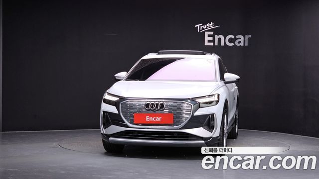 Audi Q4 e-Tron F4 45 Premium - фото 2