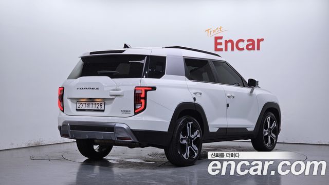 SsangYong Torres New HEV 1.5 2WD T7 - фото 1
