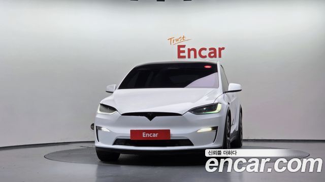 Tesla Model X AWD - фото 2