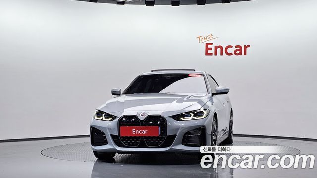 BMW i4 eDrive40 M Sports Pro - фото 1