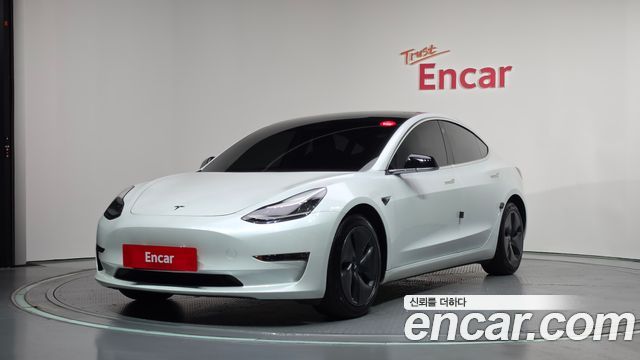 Tesla Model 3 Long Range AWD - фото 0