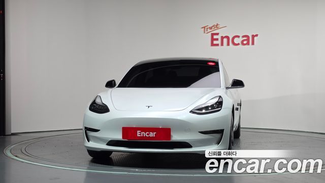 Tesla Model 3 Long Range AWD - фото 2