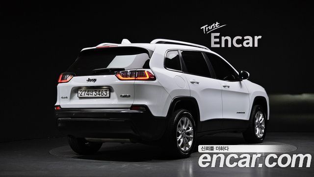 Jeep Cherokee KL 2.4 Longitude High AWD - фото 1