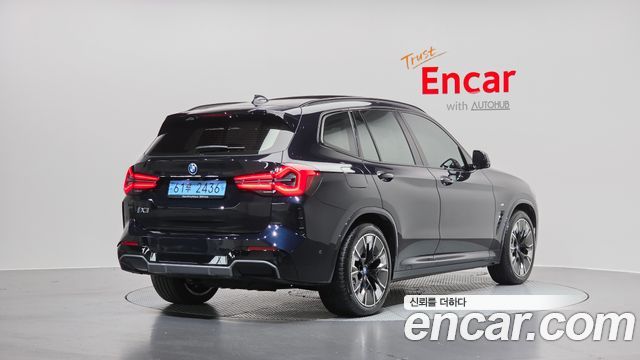 BMW iX3 M Sports - фото 1