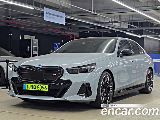 BMW i5 G60 M60 xDrive - фото 0