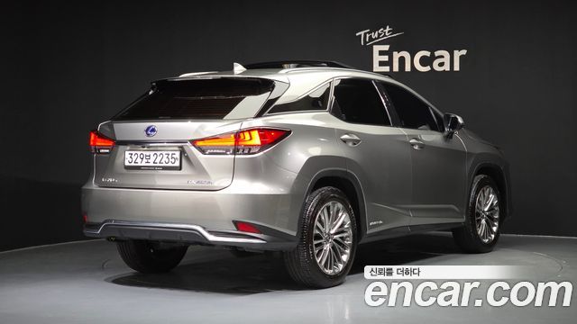 Lexus RX 450h 4-го поколения Executive - фото 1