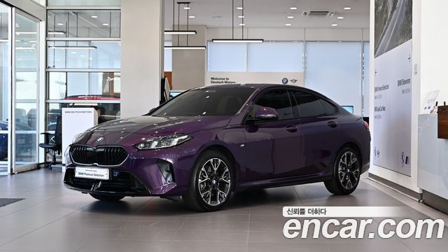 BMW 2 Series Gran Coupe F74 220 M Sport - фото 0