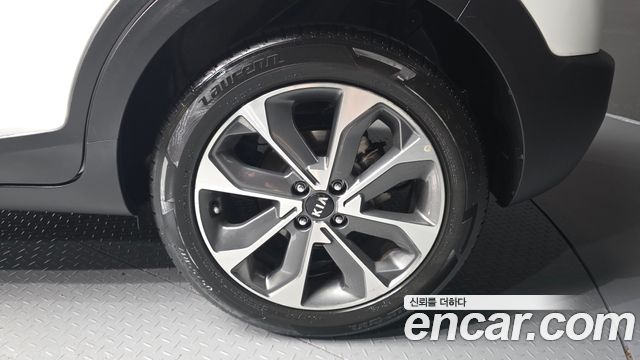 Kia Stonic Diesel 1.6 Prestige - фото 4