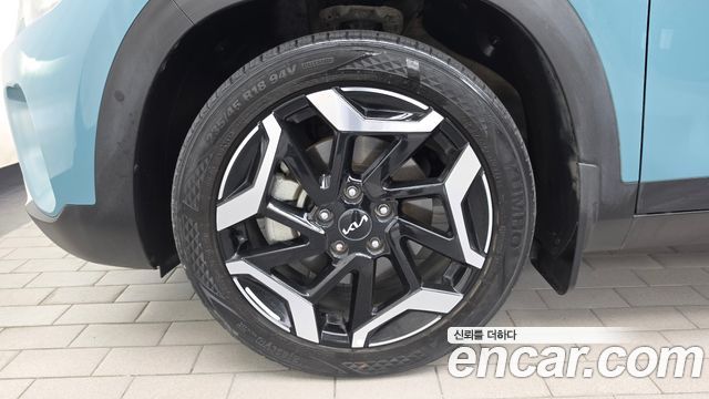 Kia Seltos New Gasoline 1.6 Turbo 4WD Signature - фото 4