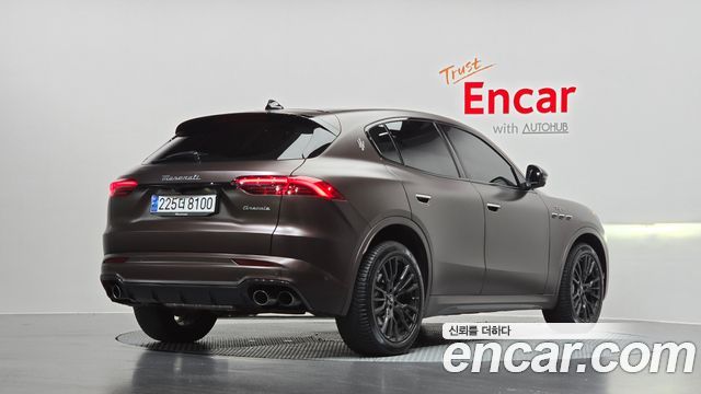 Maserati Grecale 2.0 AWD GT - фото 0