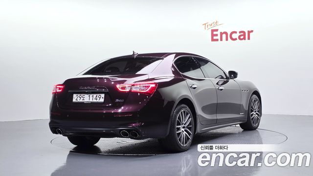 Maserati Ghibli 3.0 GranLusso 3rd - фото 1