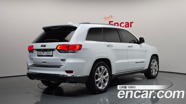 Jeep Cherokee 3.6 Summit WK2 - фото 1