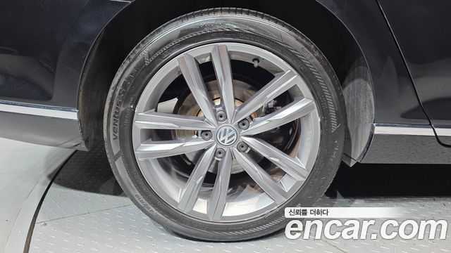 Volkswagen Passat B8 2.0 TDI Prestige - фото 4