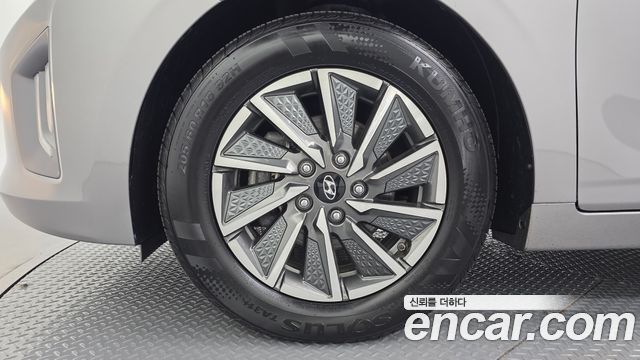 Hyundai Ioniq New Electric N - фото 4