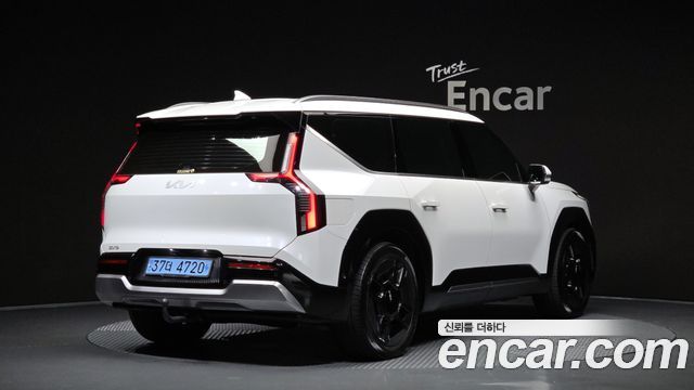 Kia EV9 Long Range 4WD Earth - фото 1