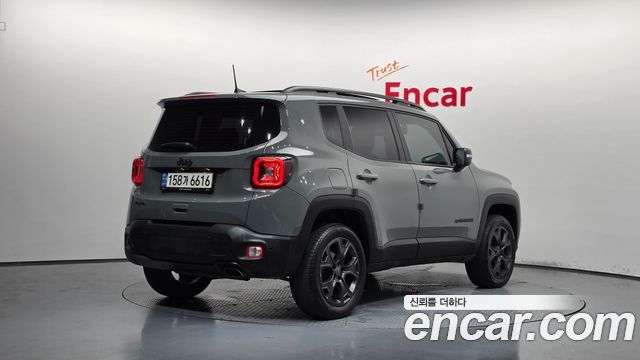 Jeep Renegade 2.4 Limited AWD - фото 1