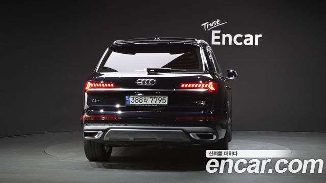 Audi Q7 45 TDI Quattro Premium - фото 2