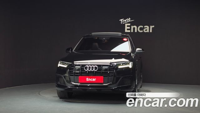 Audi Q7 55 TFSI Quattro Premium - фото 2