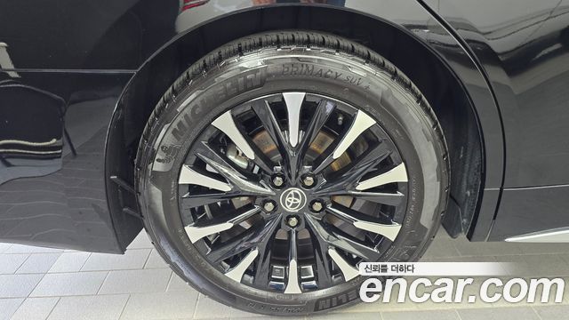 Toyota Alphard 4-го поколения 2.5 HEV Executive AWD - фото 4