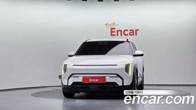 Kia EV3 Long Range 2WD AIr - фото 2