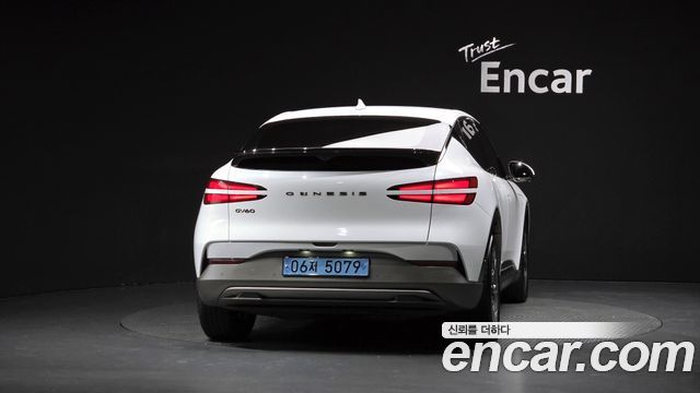 Genesis GV60 Standard - фото 3
