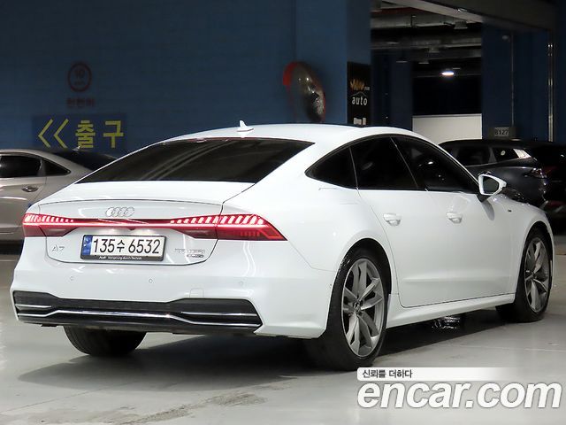 Audi A7 55 TFSI Quattro Premium - фото 3
