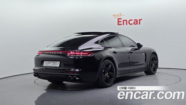Porsche Panamera 2.9 AWD E-Hybrid - фото 0