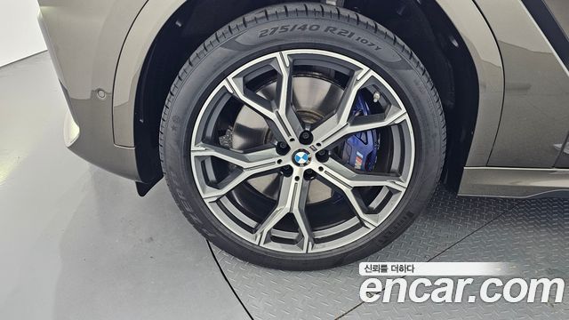 BMW X6 G06 xDrive40i M Sport - фото 4