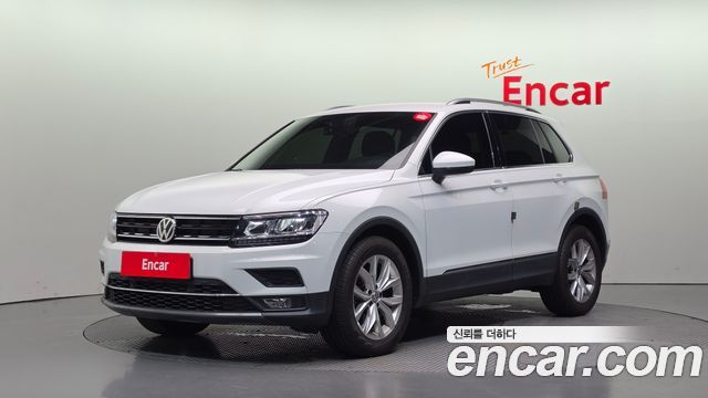 Volkswagen Tiguan 2-го поколения 2.0 TDI Premium - фото 0