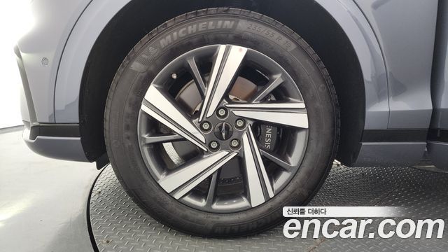 Genesis GV70 2.5T Gasoline AWD - фото 4