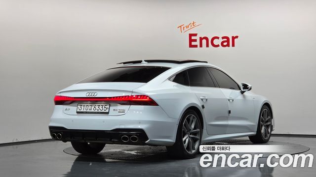 Audi A7 55 TFSI Quattro Premium - фото 1