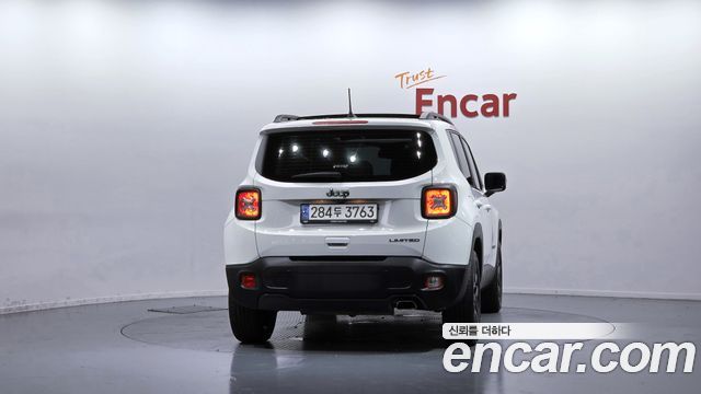 Jeep Renegade 1.3 Limited - фото 3
