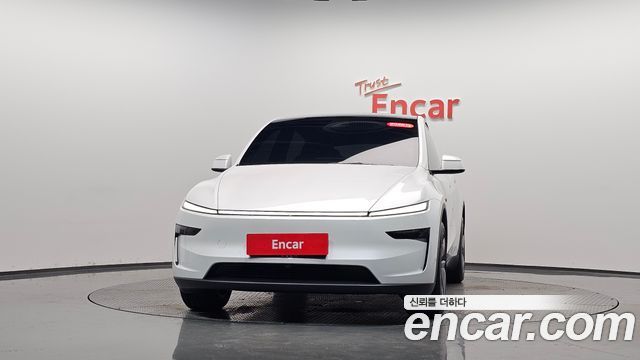 Tesla Model Y Premium RWD - фото 1