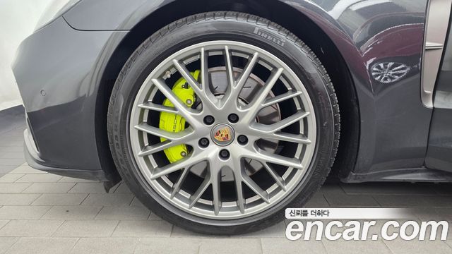 Porsche Panamera 2.9 AWD E-Hybrid Platinum Edition - фото 4